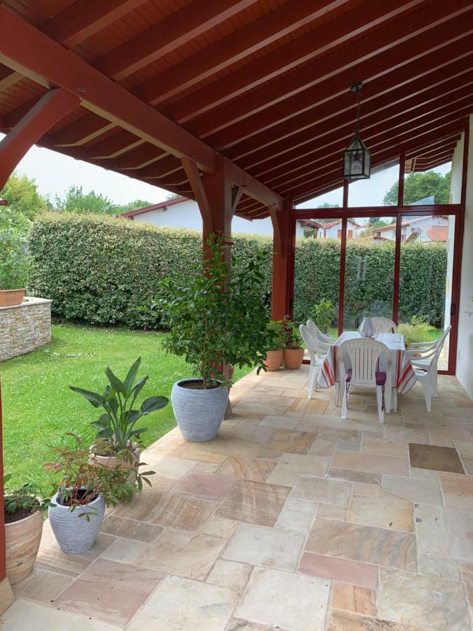 Villa Les Hortensias B&B Arcangues Exterior photo